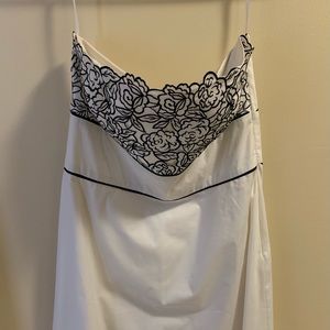 Gently used size 10 White House black market dress